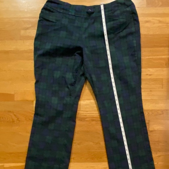 Plaid Green and Blue Croft and Barrow Pants - Picture 6 of 12